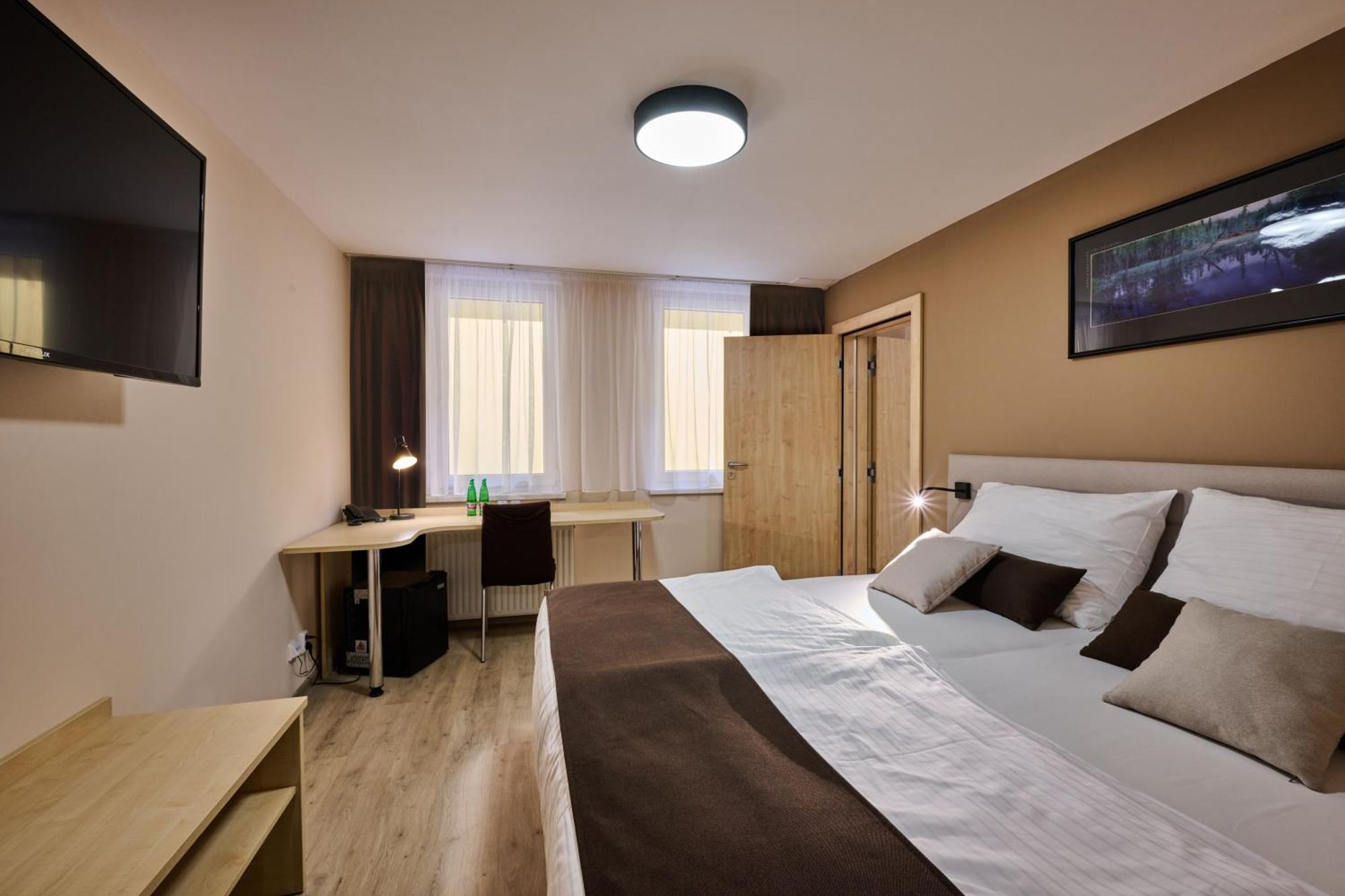Hotel Akademie Chocerady Luaran gambar